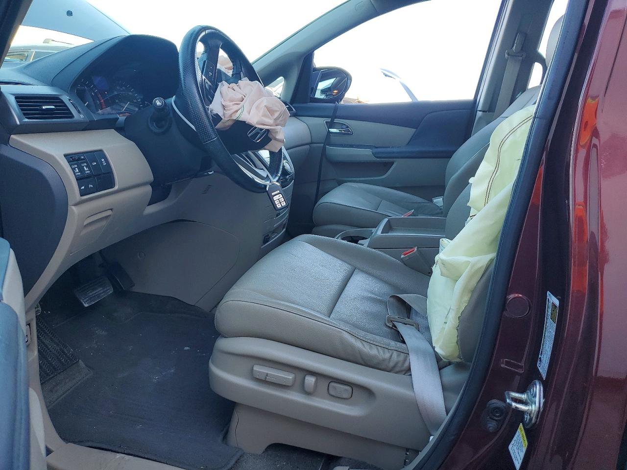 2016 HONDA ODYSSEY TOURING photo 7