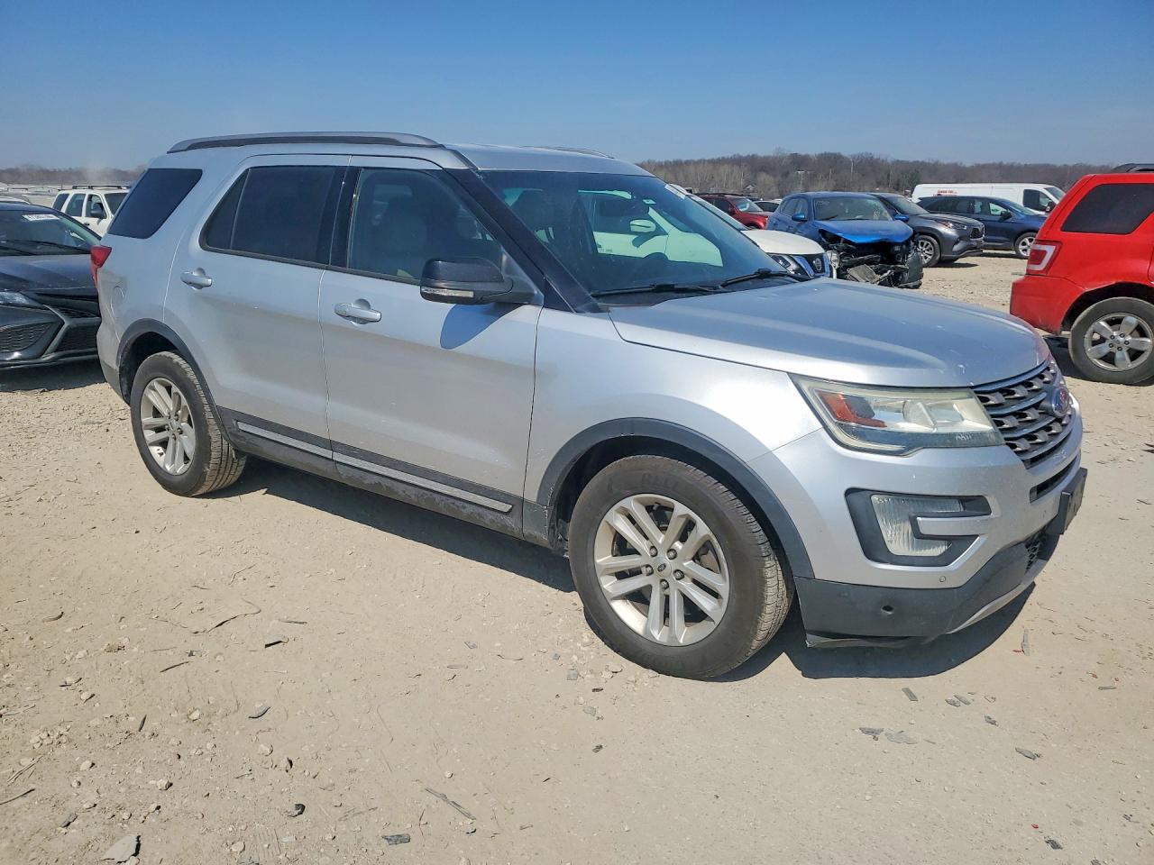 2016 FORD EXPLORER XLT photo 7