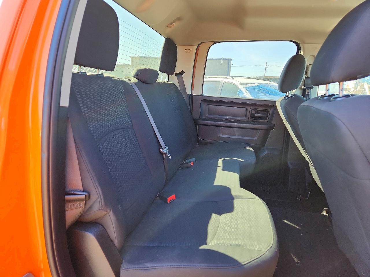 2019 RAM 1500 CLASSIC TRADESMAN photo 19