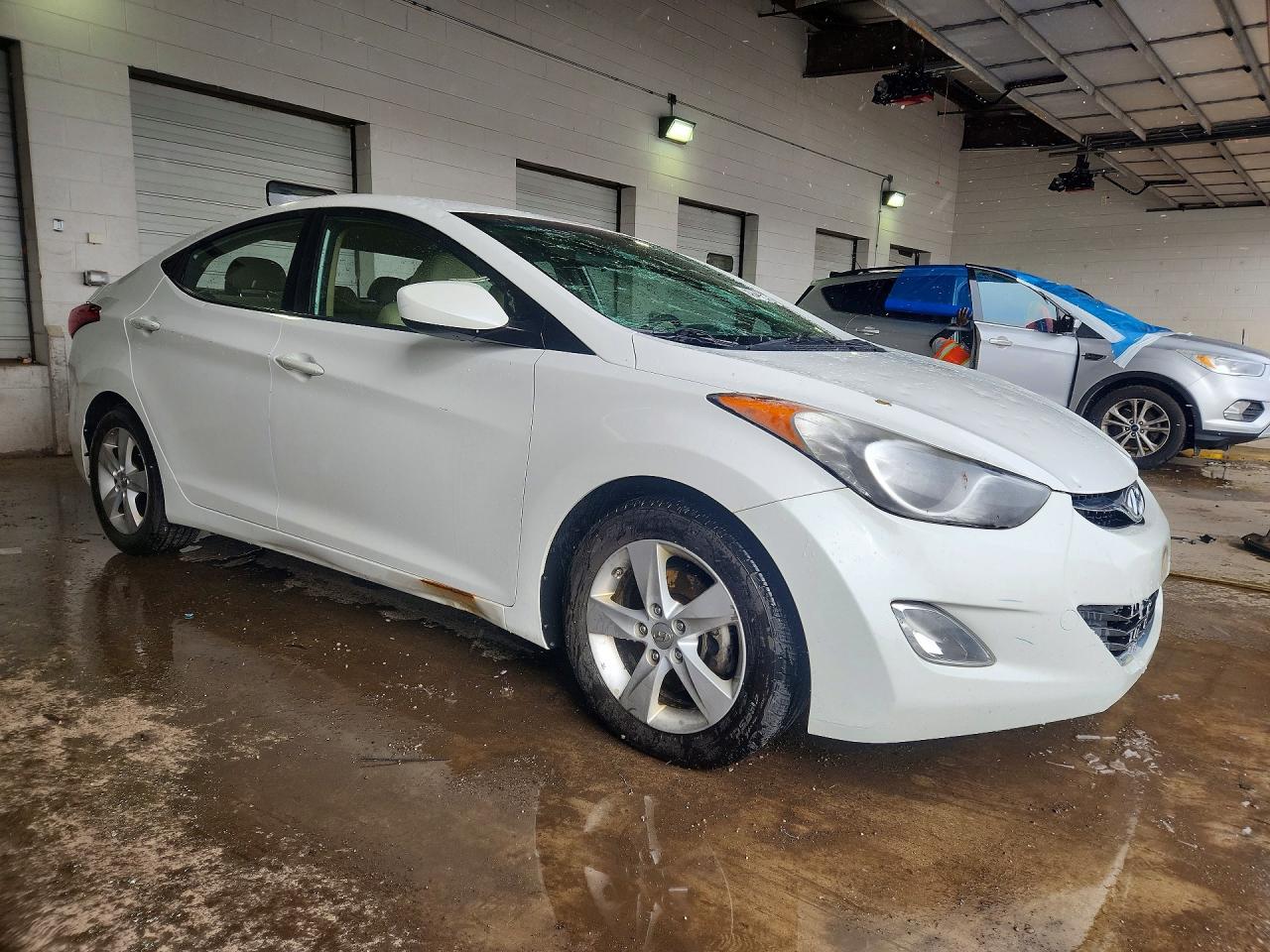 2013 HYUNDAI ELANTRA GLS photo 4