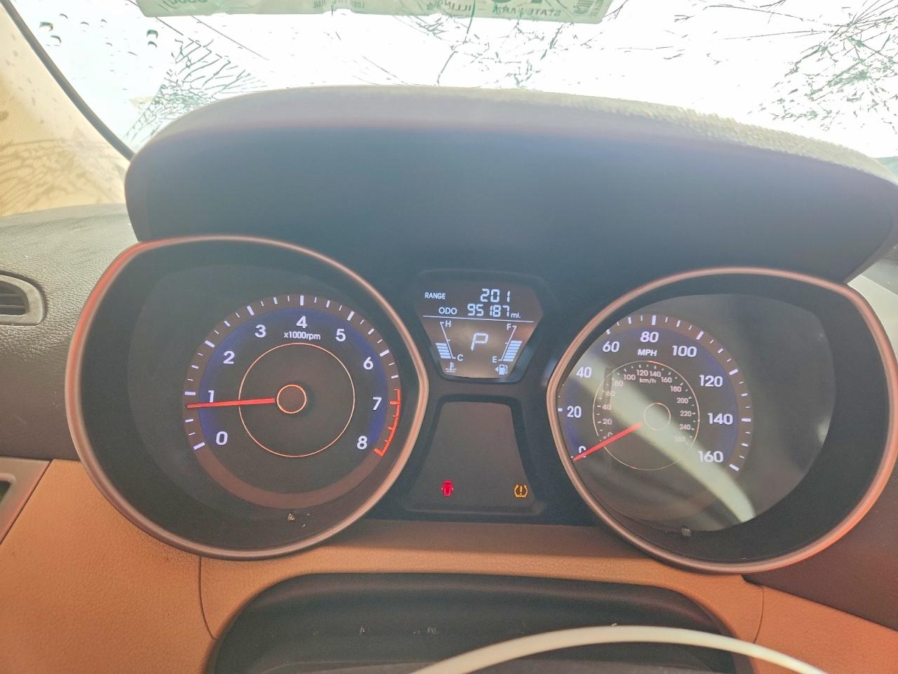 2013 HYUNDAI ELANTRA GLS photo 9