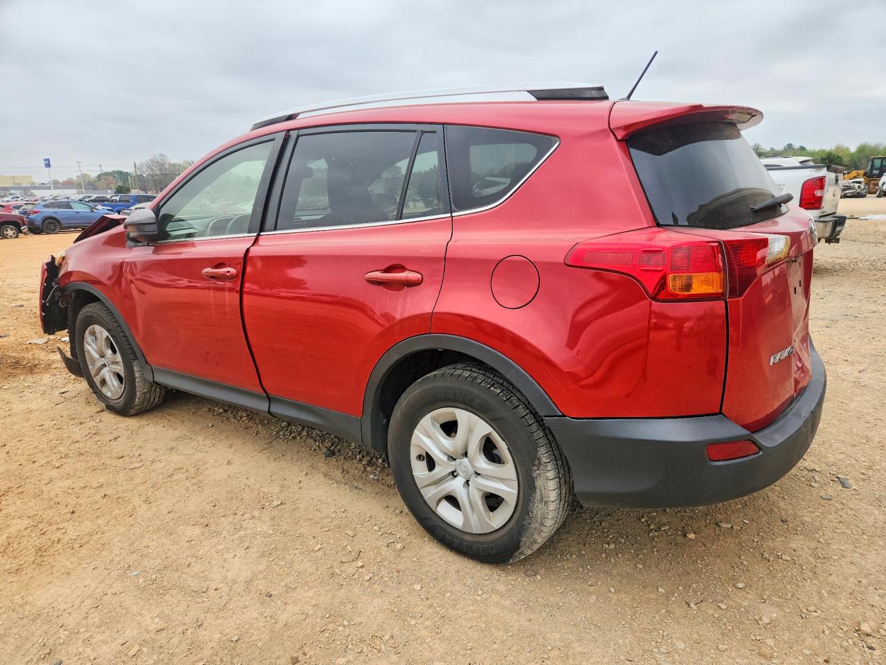 2014 TOYOTA RAV4 LE photo 3