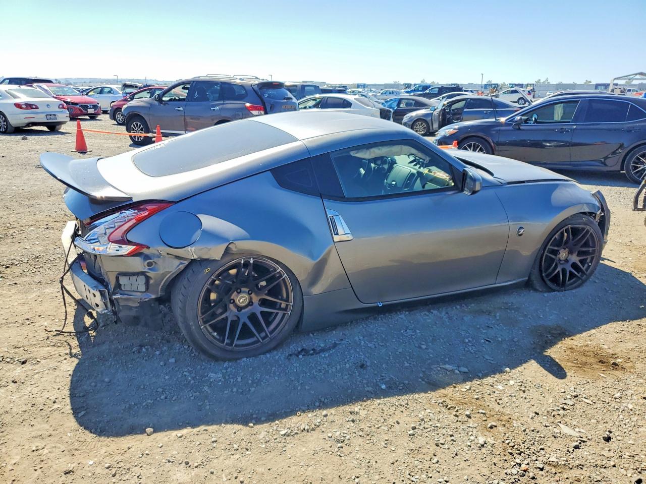 2016 NISSAN 370Z BASE photo 3