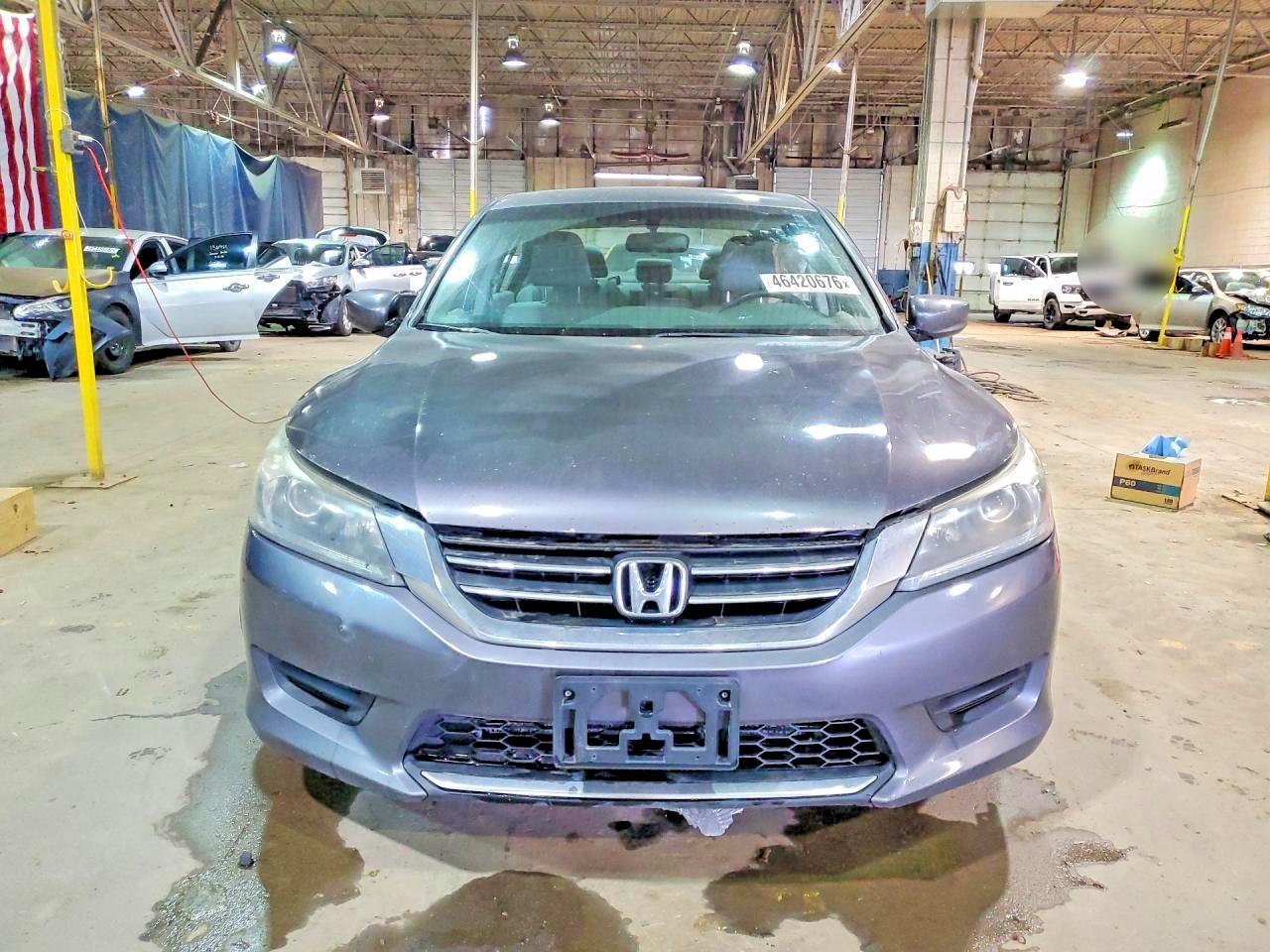 2015 HONDA ACCORD LX photo 13