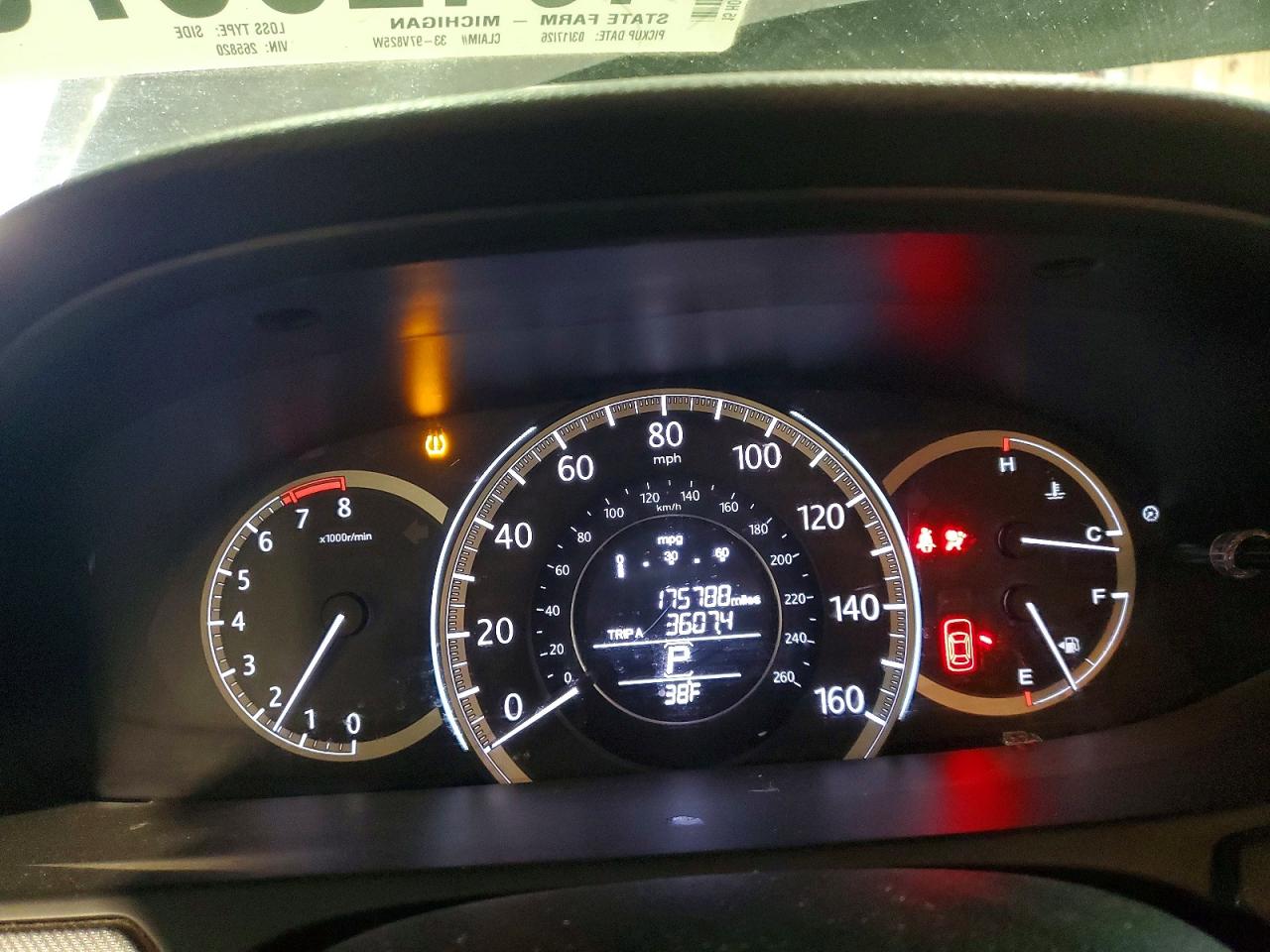 2015 HONDA ACCORD LX photo 25