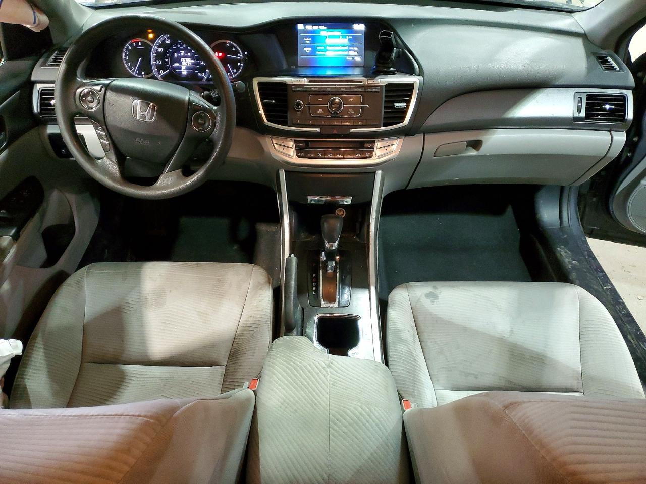 2015 HONDA ACCORD LX photo 22