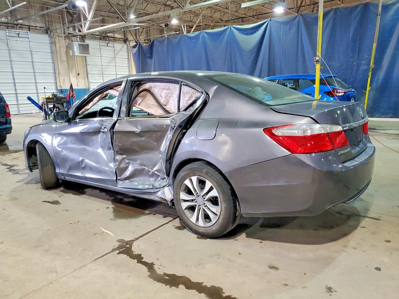 2015 HONDA ACCORD LX photo 4