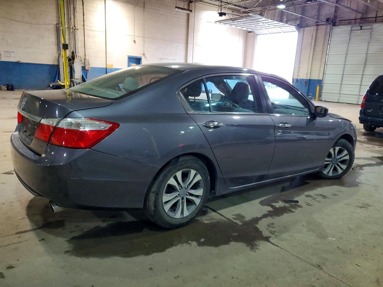 2015 HONDA ACCORD LX photo 7