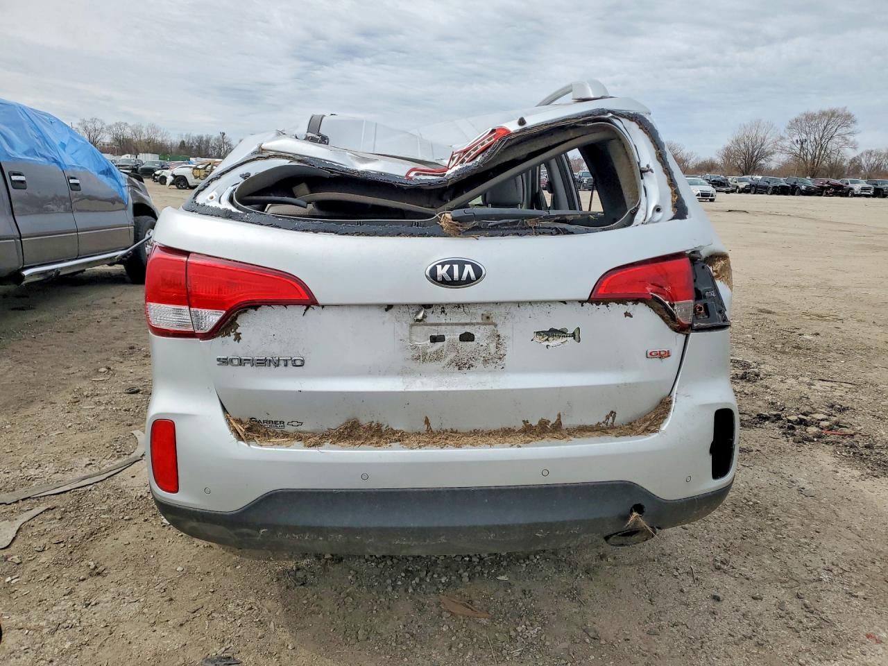 2015 KIA SORENTO LX photo 16