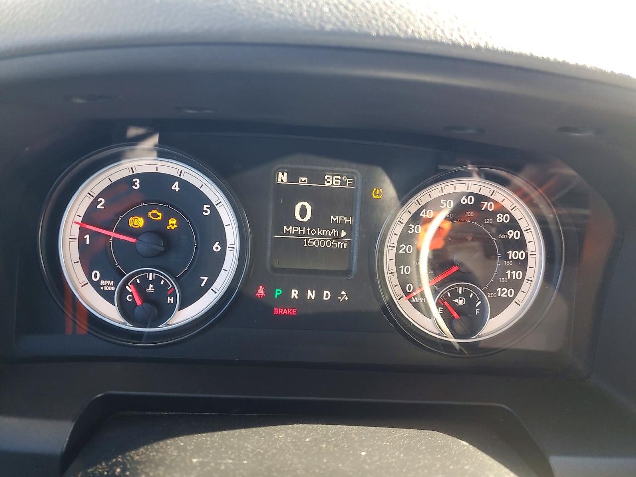 2014 RAM 1500 SLT photo 17
