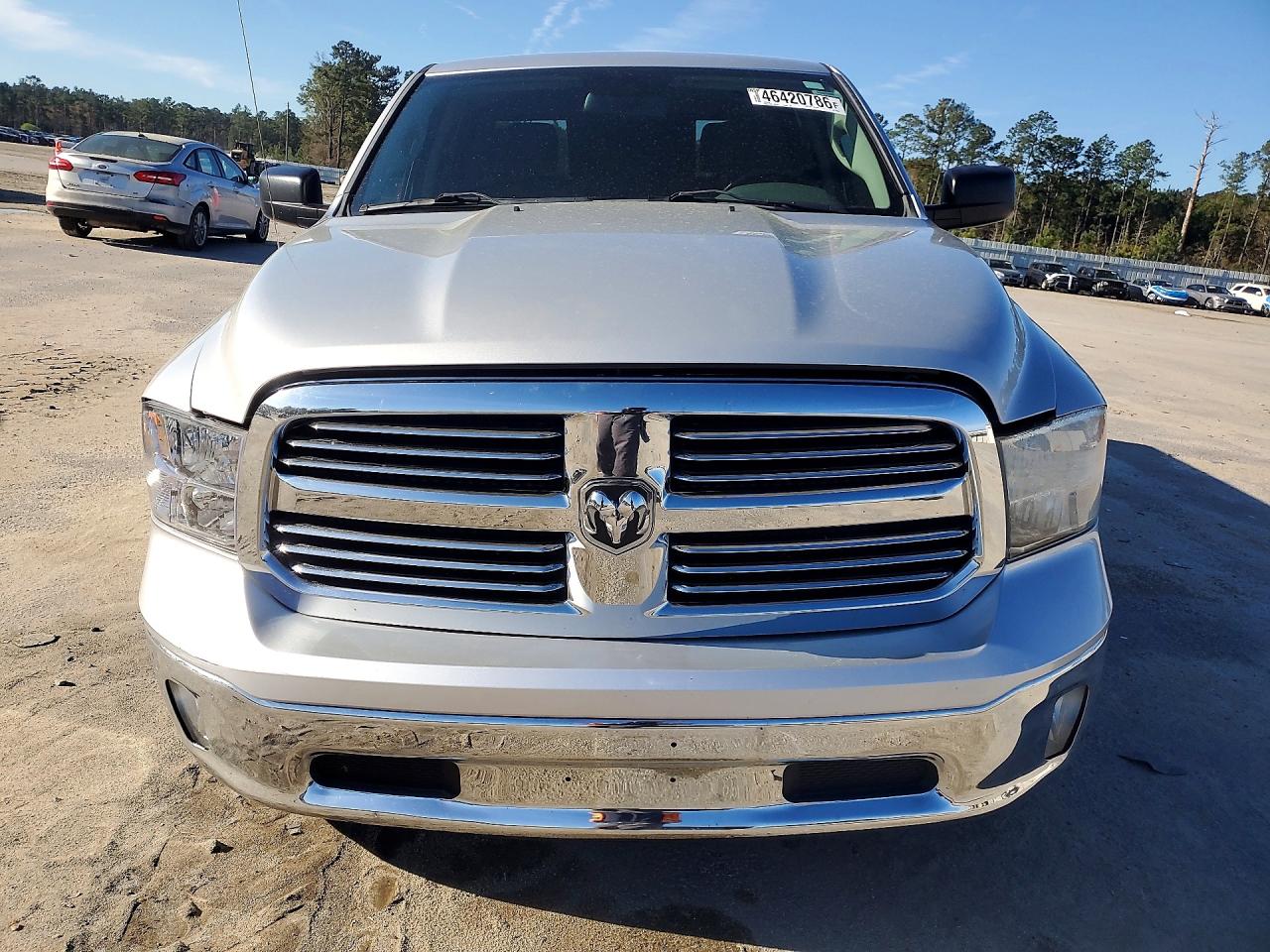 2014 RAM 1500 SLT photo 9