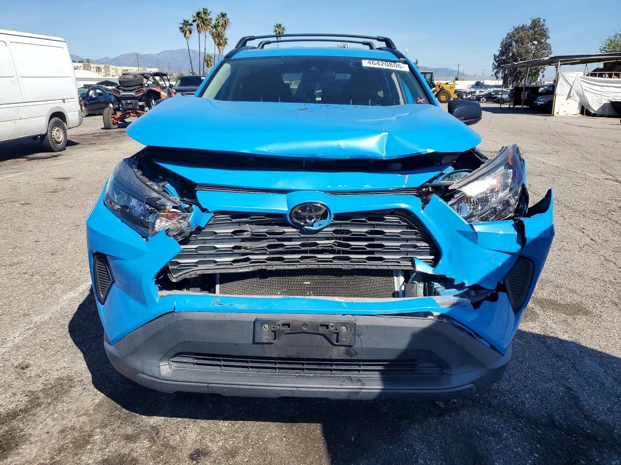 2019 TOYOTA RAV4 LE photo 13