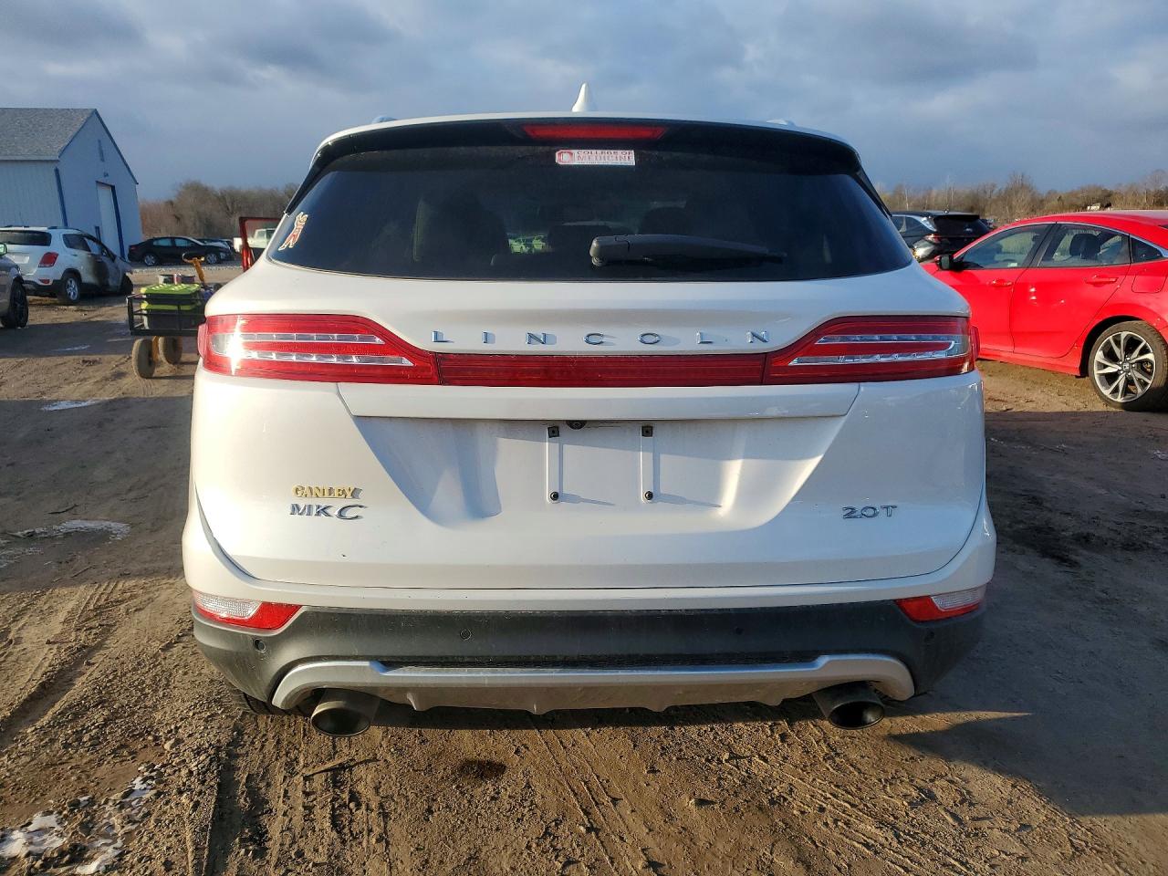 2017 LINCOLN MKC RESERVE photo 6