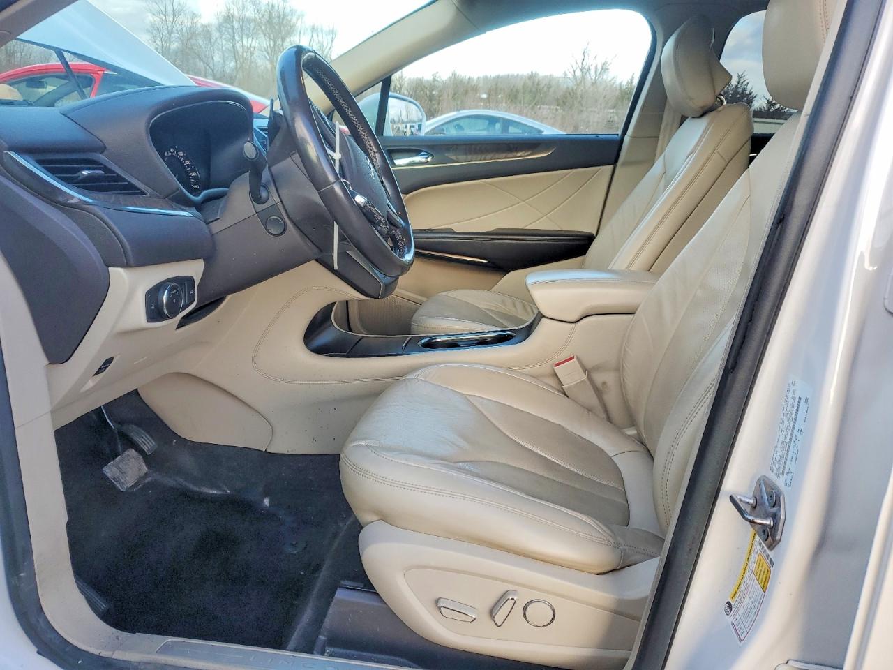2017 LINCOLN MKC RESERVE photo 7