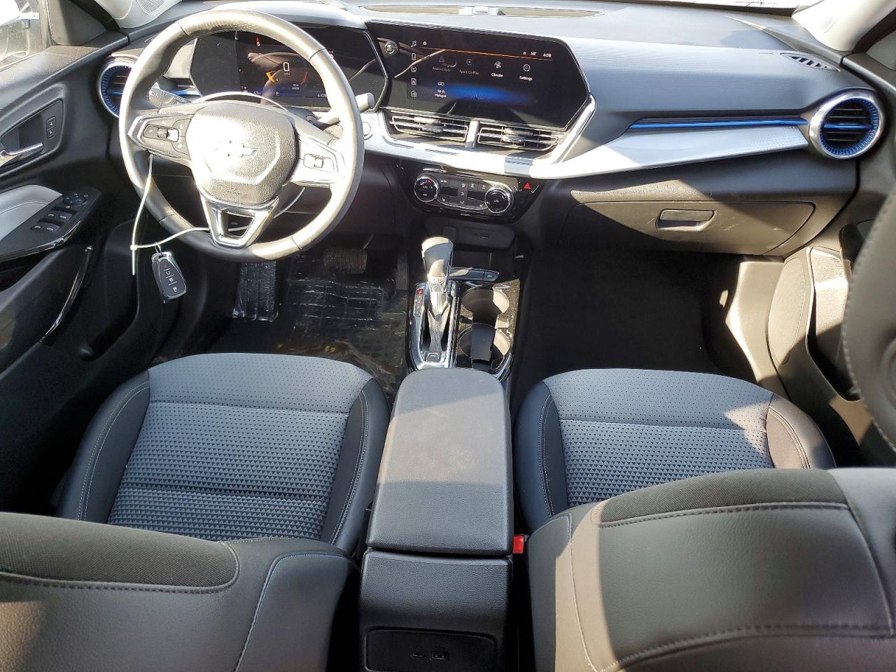 2025 CHEVROLET TRAX 1LT photo 15