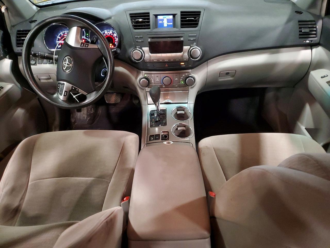 2011 TOYOTA HIGHLANDER BASE photo 22