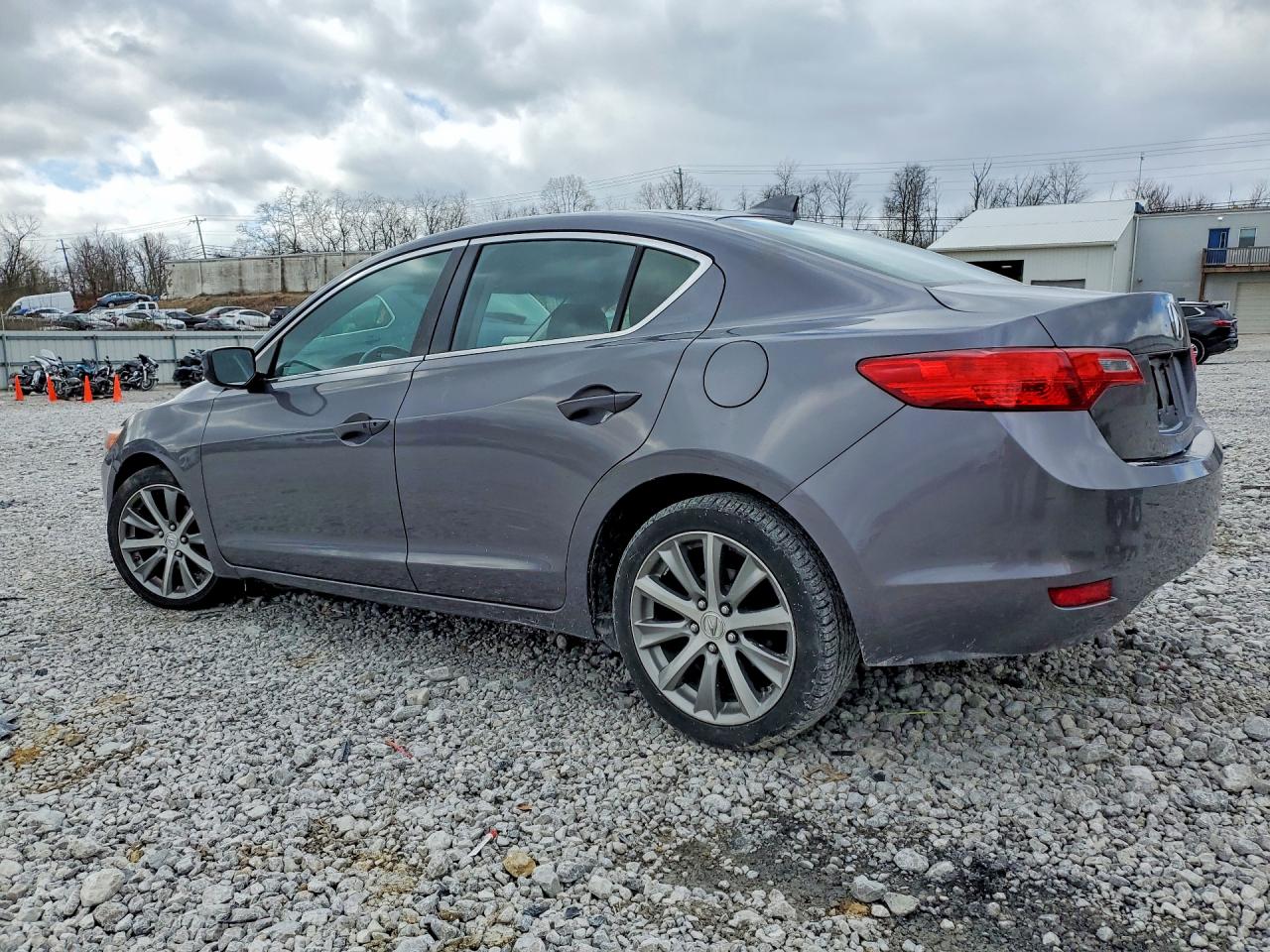 2015 ACURA ILX 20 photo 4