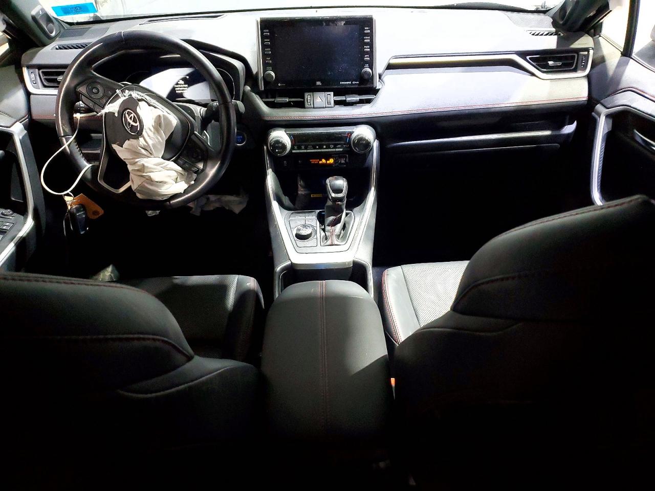 2022 TOYOTA RAV4 PRIME XSE photo 15