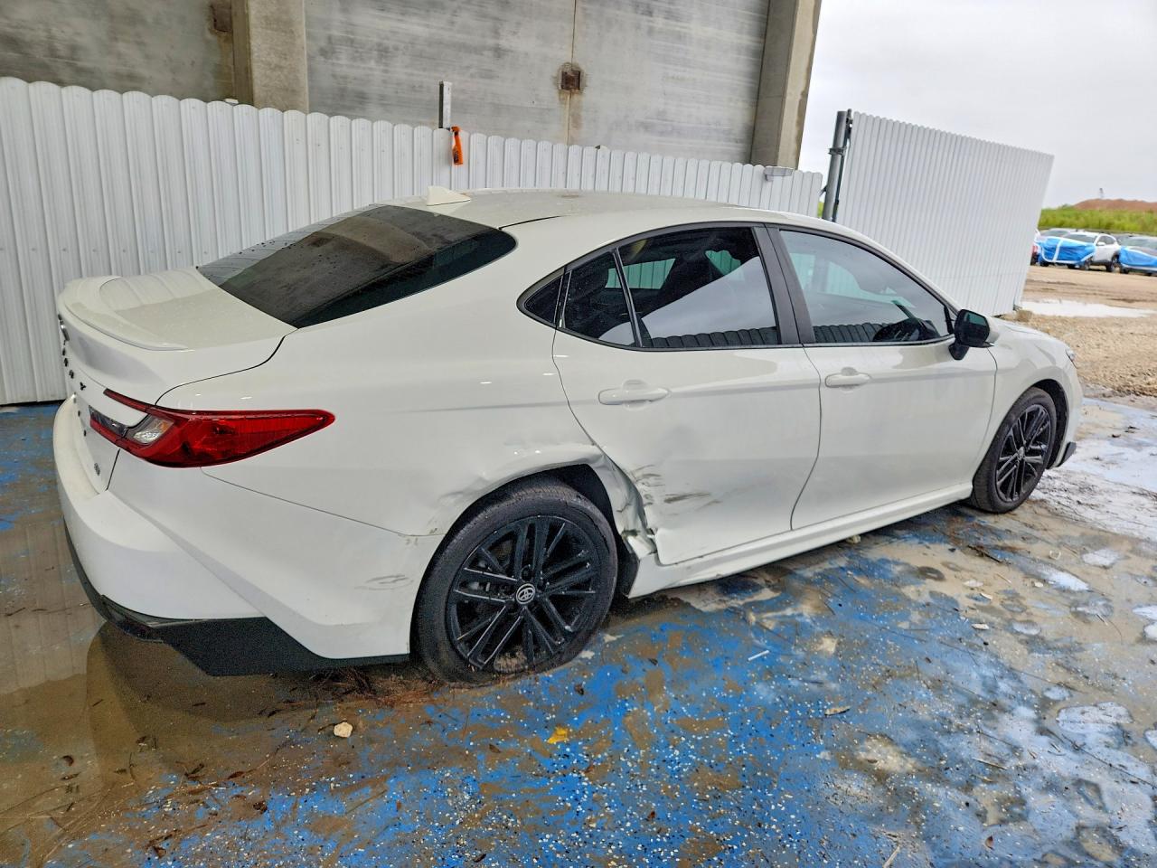 2025 TOYOTA CAMRY SE photo 5
