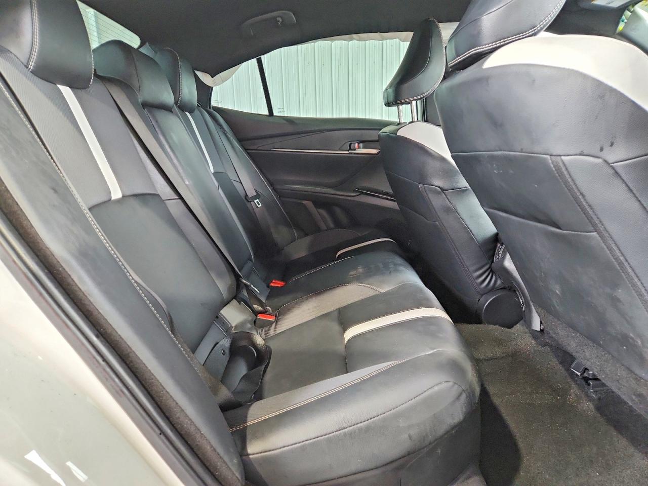 2025 TOYOTA CAMRY SE photo 19