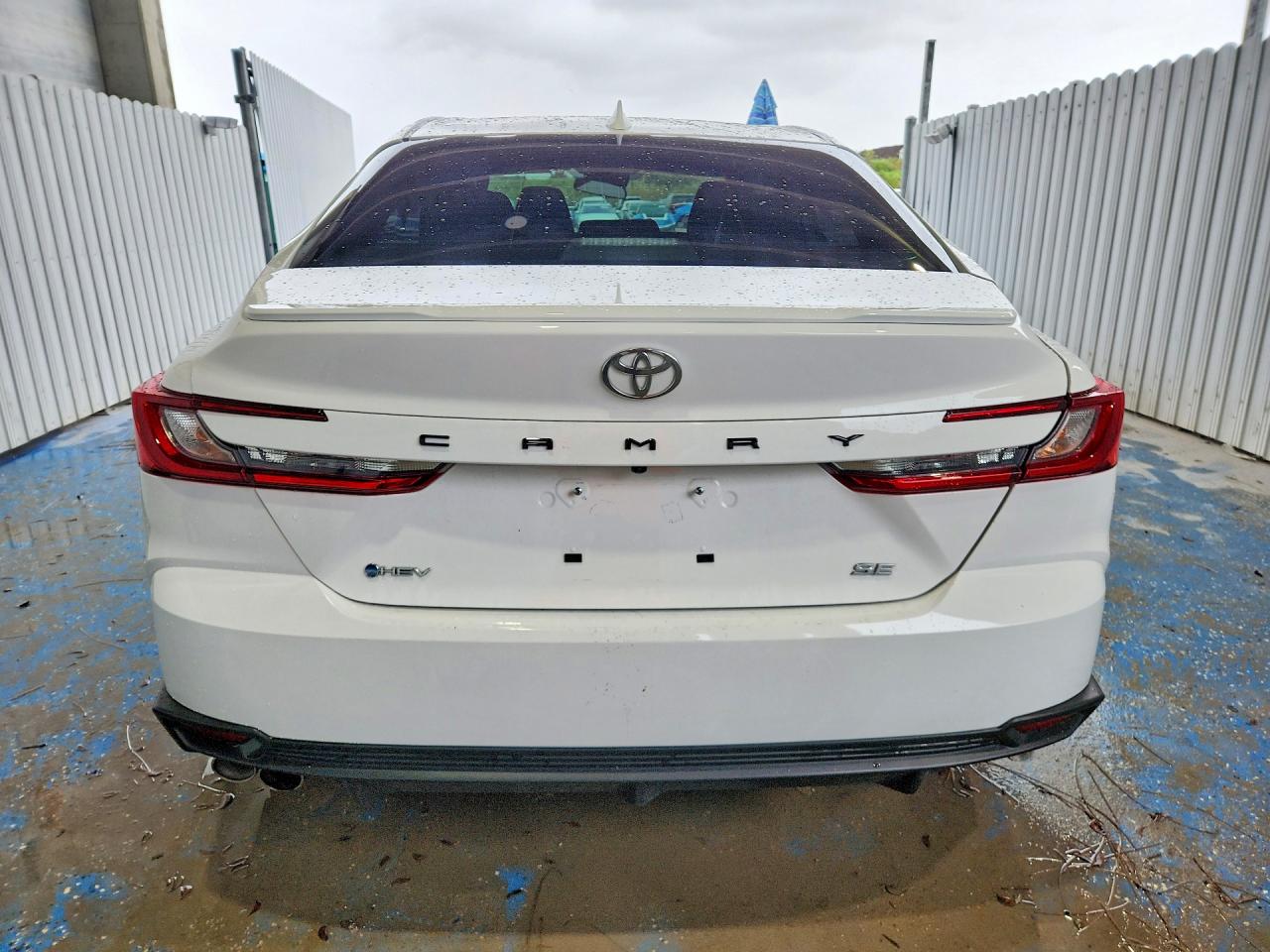 2025 TOYOTA CAMRY SE photo 11