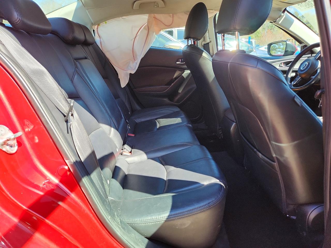 2018 MAZDA 3 TOURING photo 19