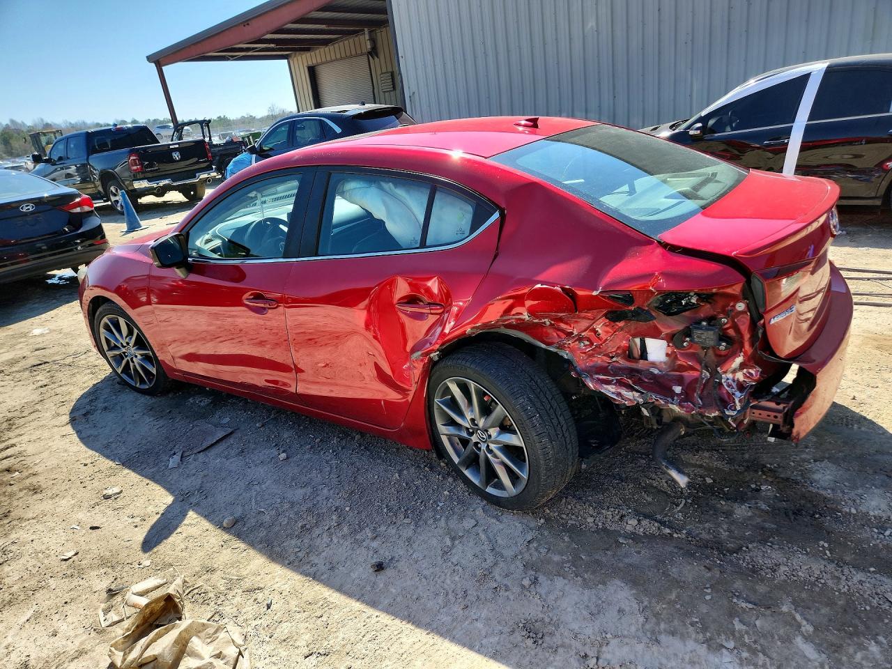 2018 MAZDA 3 TOURING photo 3