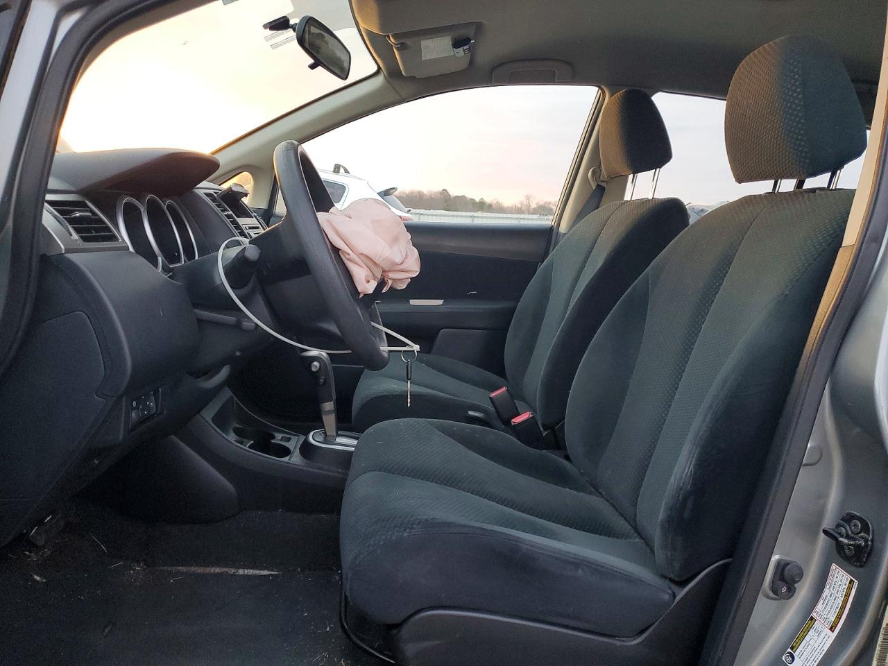 2011 NISSAN VERSA 1.8 S photo 19