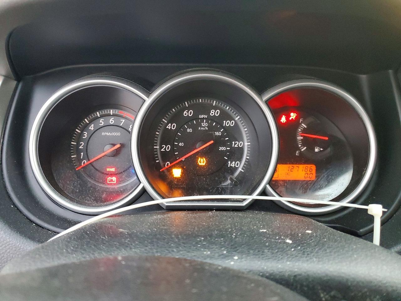 2011 NISSAN VERSA 1.8 S photo 25