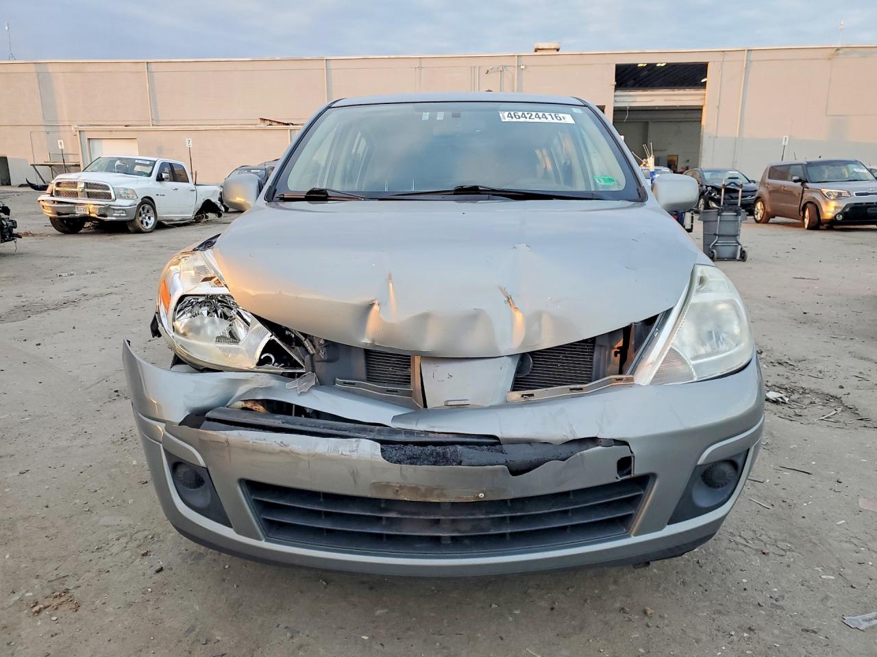 2011 NISSAN VERSA 1.8 S photo 13