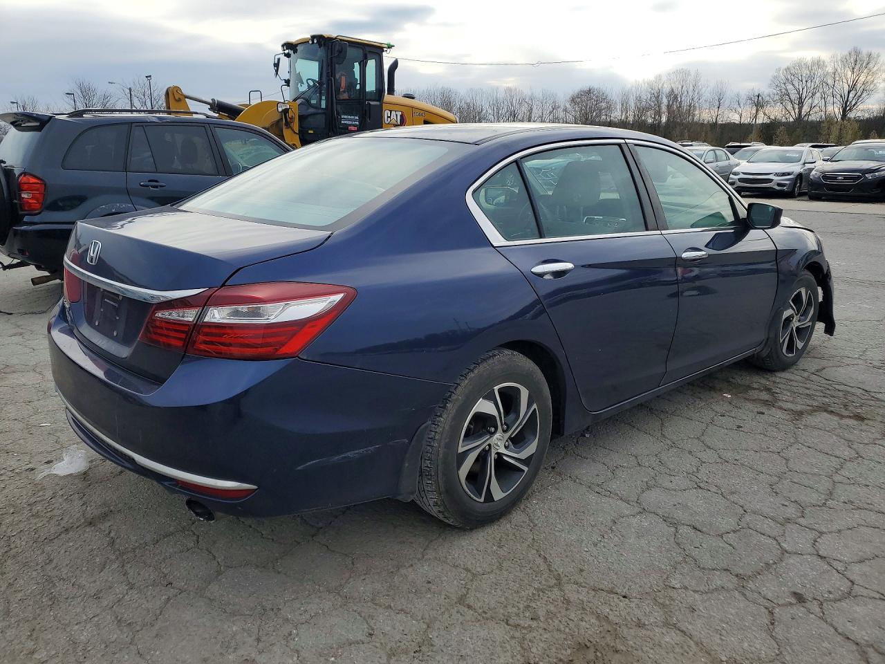 2017 HONDA ACCORD LX photo 7
