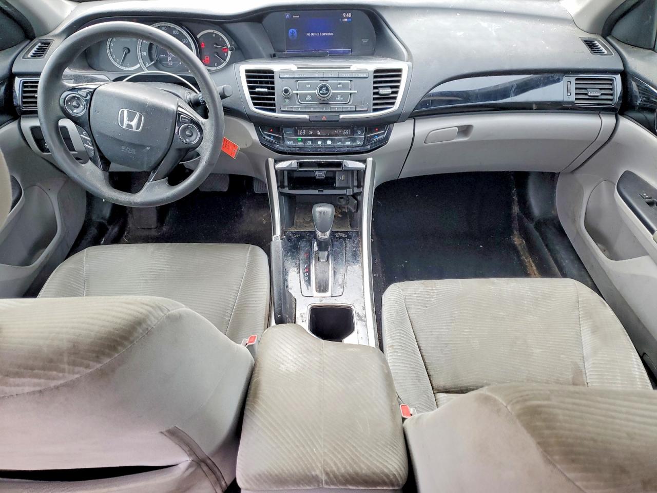 2017 HONDA ACCORD LX photo 22