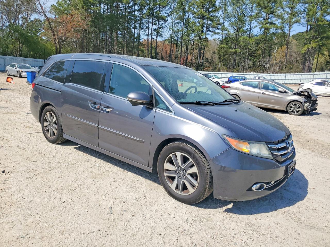 2016 HONDA ODYSSEY photo 7