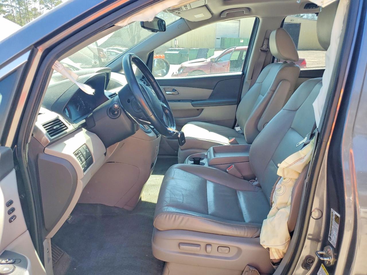 2016 HONDA ODYSSEY photo 13