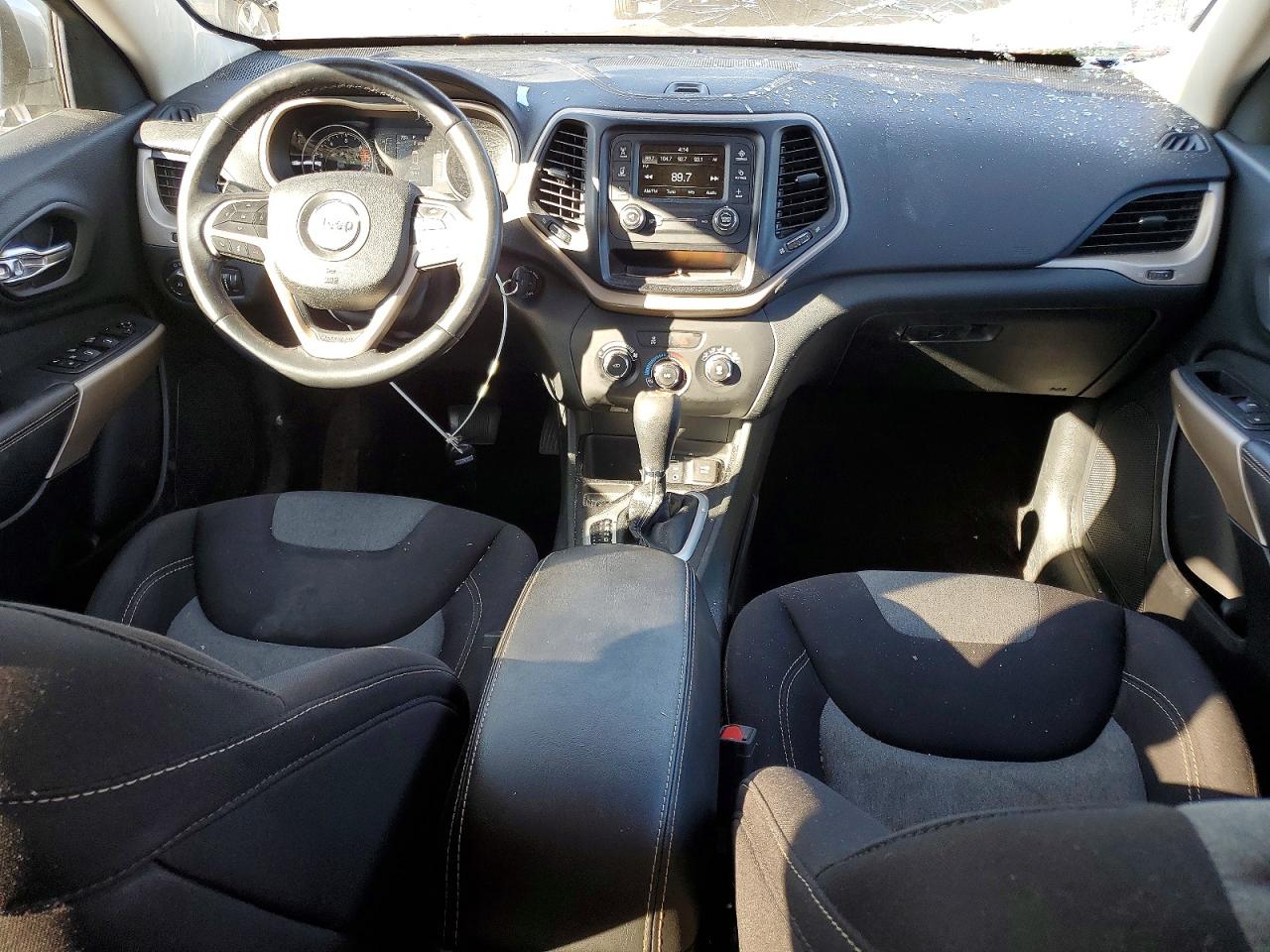 2018 JEEP CHEROKEE LATITUDE photo 22