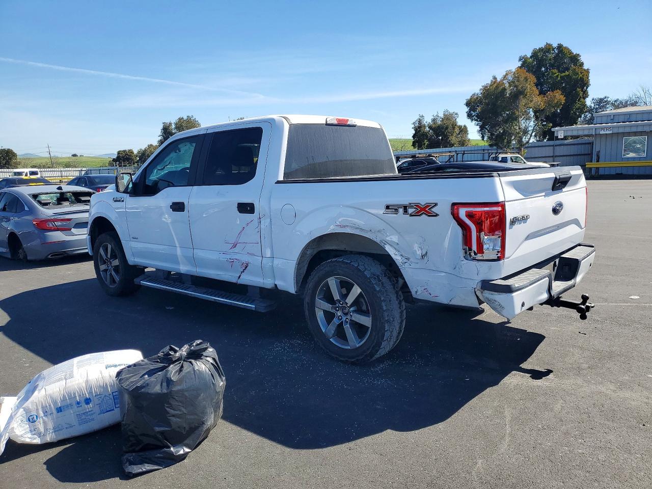 2017 FORD F150 SUPERCREW photo 4