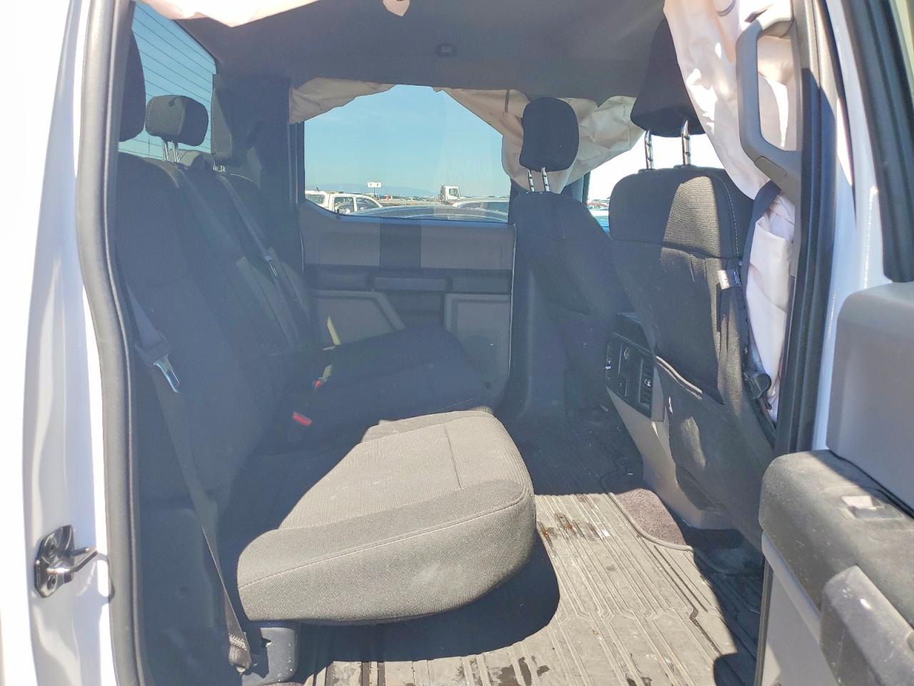 2017 FORD F150 SUPERCREW photo 28