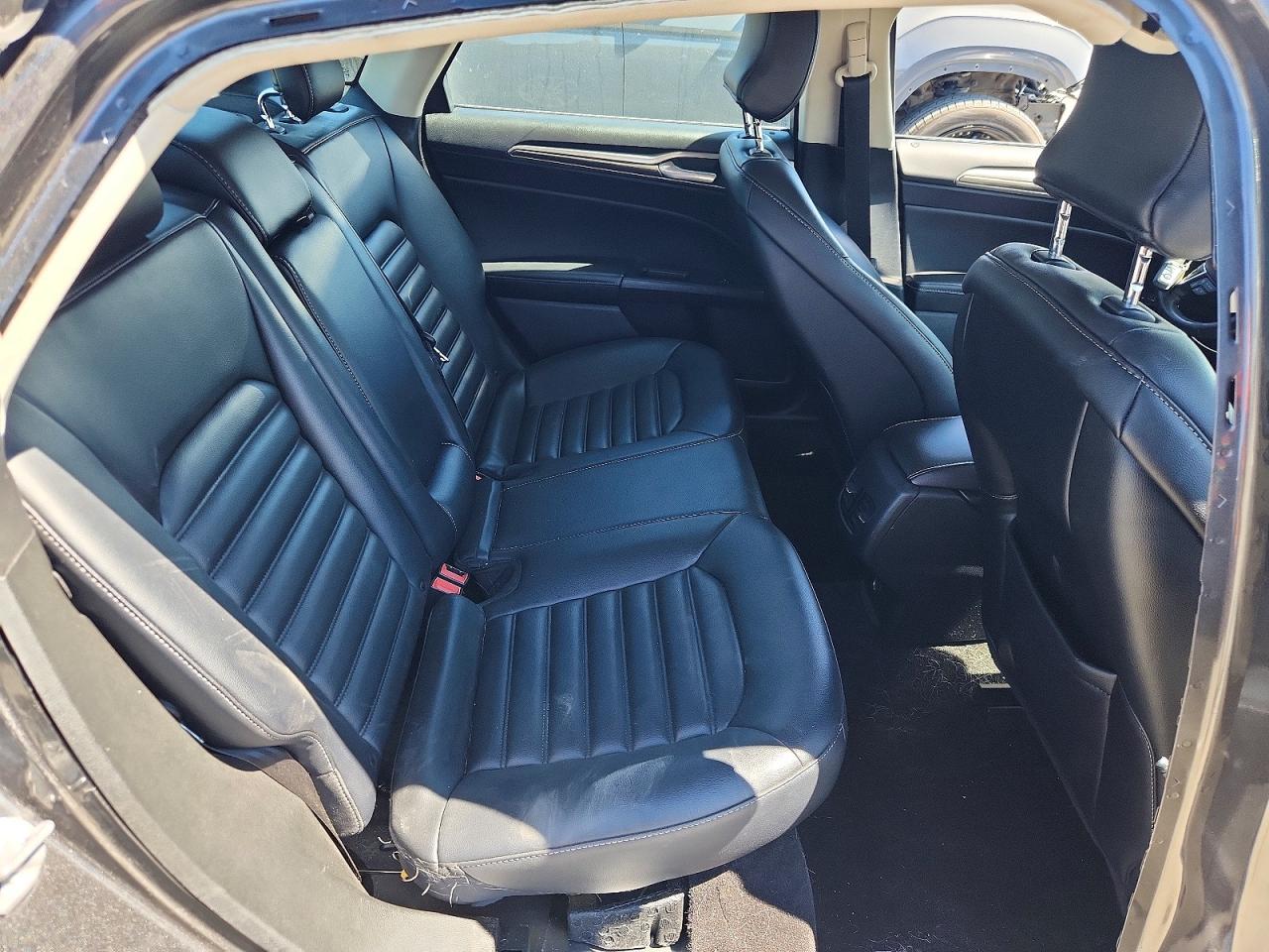 2019 FORD FUSION SEL photo 10