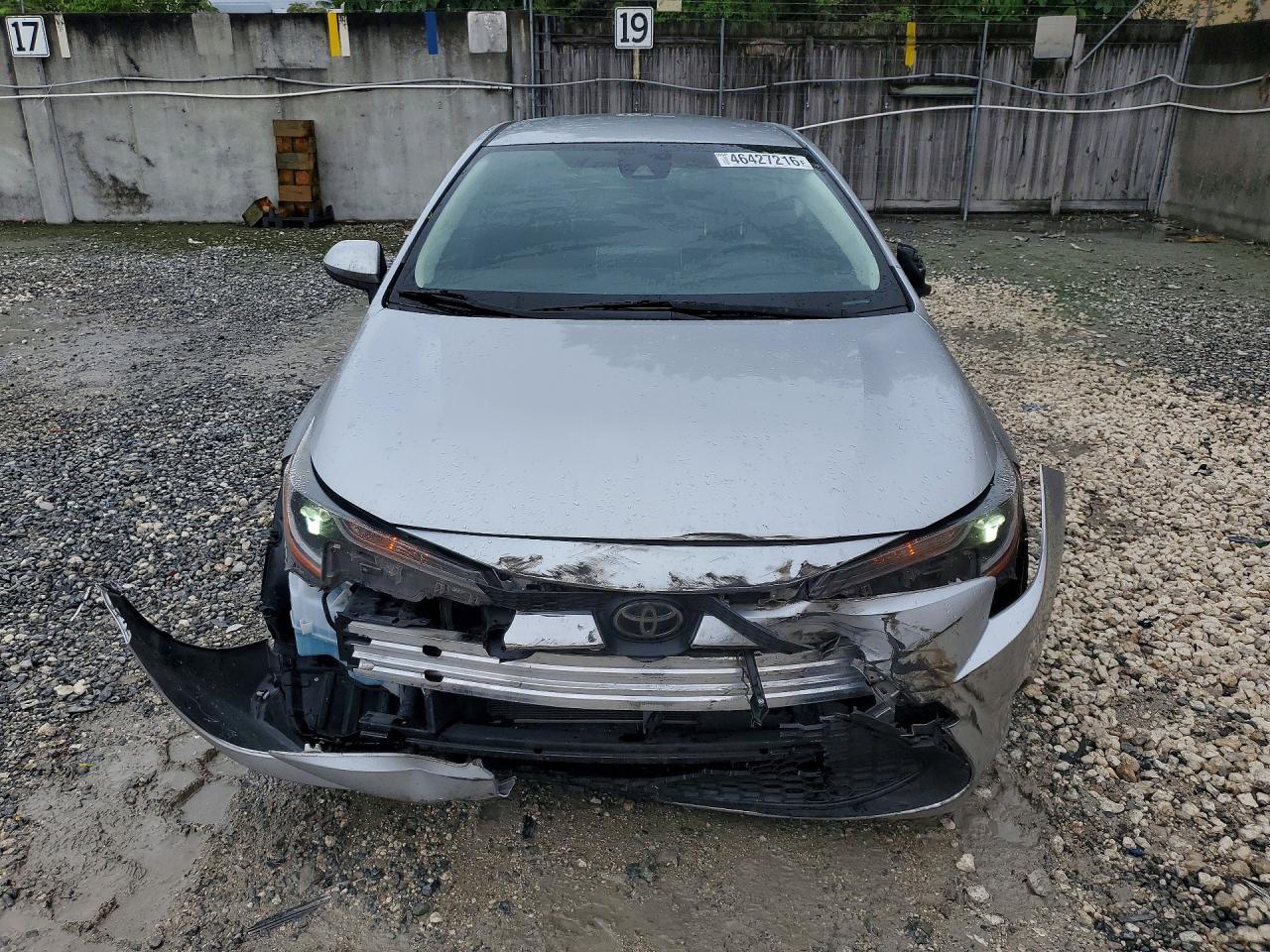 2020 TOYOTA COROLLA LE photo 13