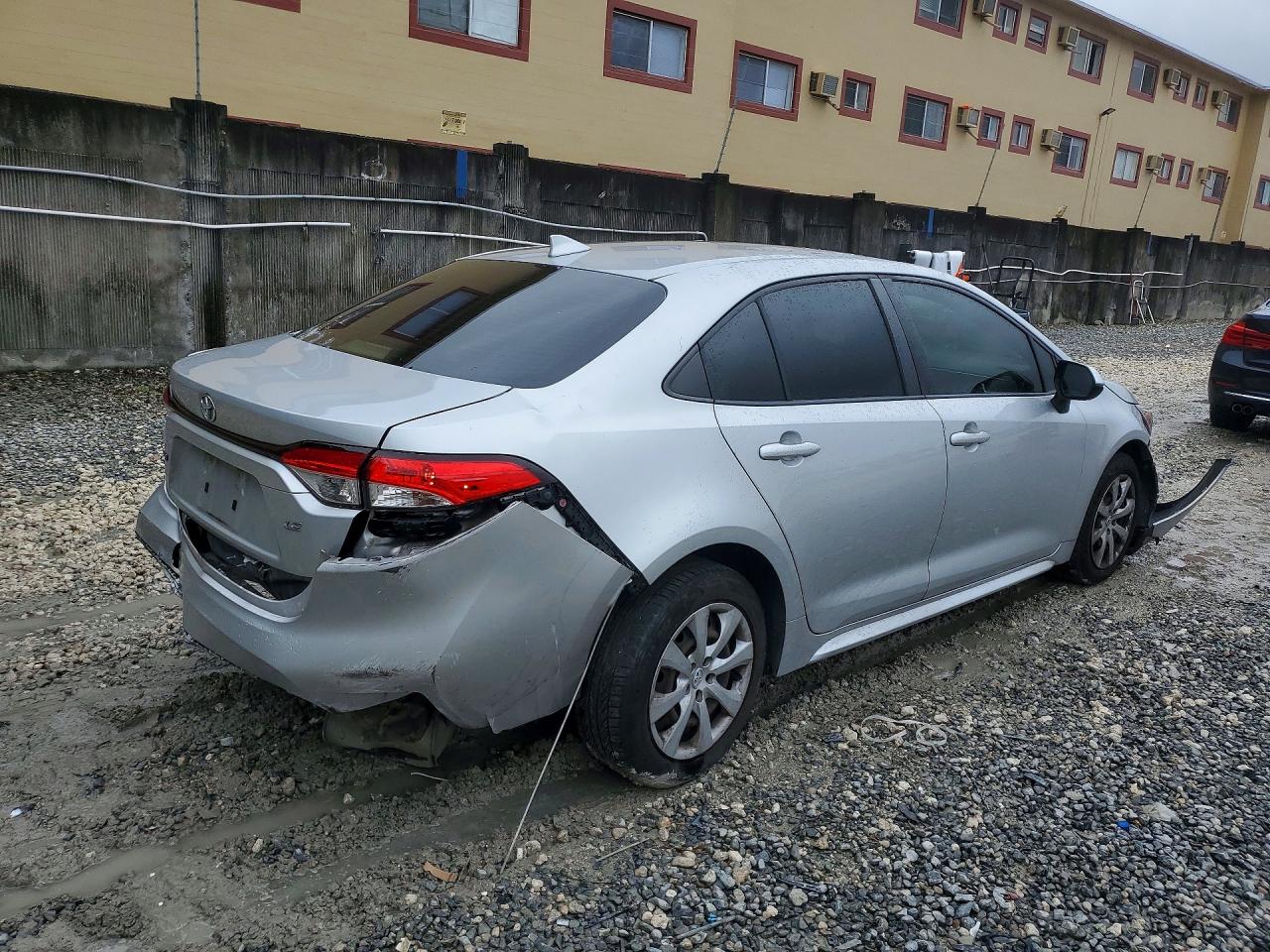 2020 TOYOTA COROLLA LE photo 7