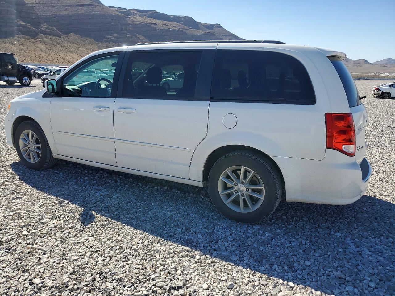 2015 DODGE GRAND CARAVAN SXT photo 4