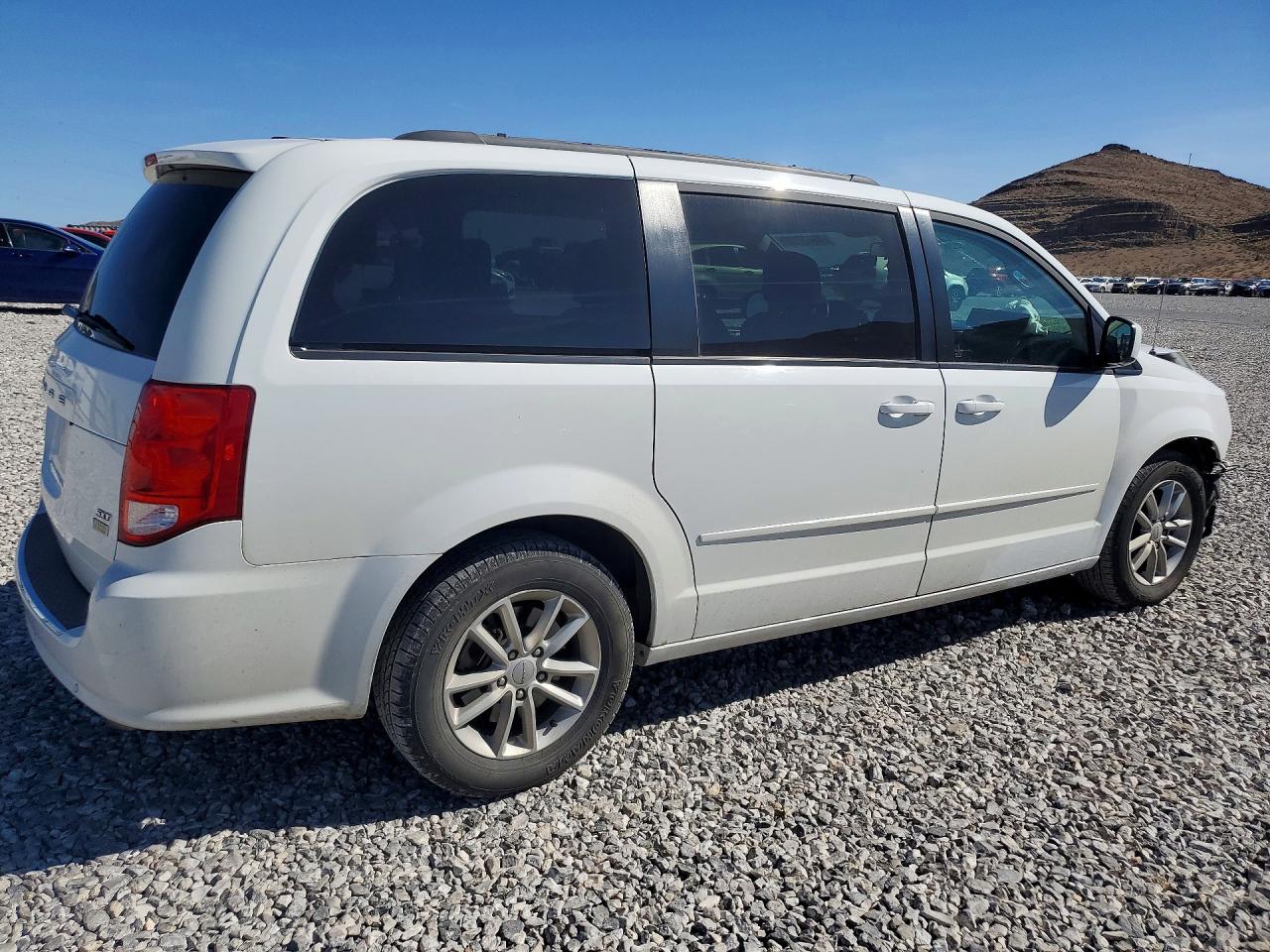 2015 DODGE GRAND CARAVAN SXT photo 7