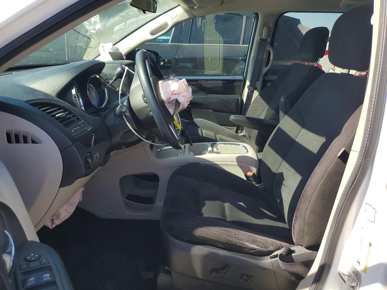 2015 DODGE GRAND CARAVAN SXT photo 19