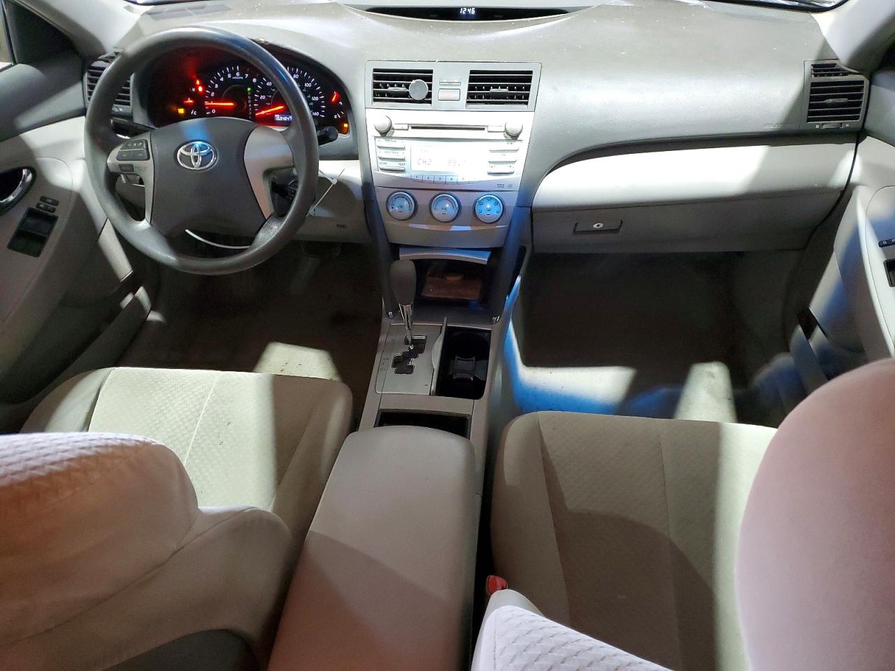 2007 TOYOTA CAMRY LE photo 8