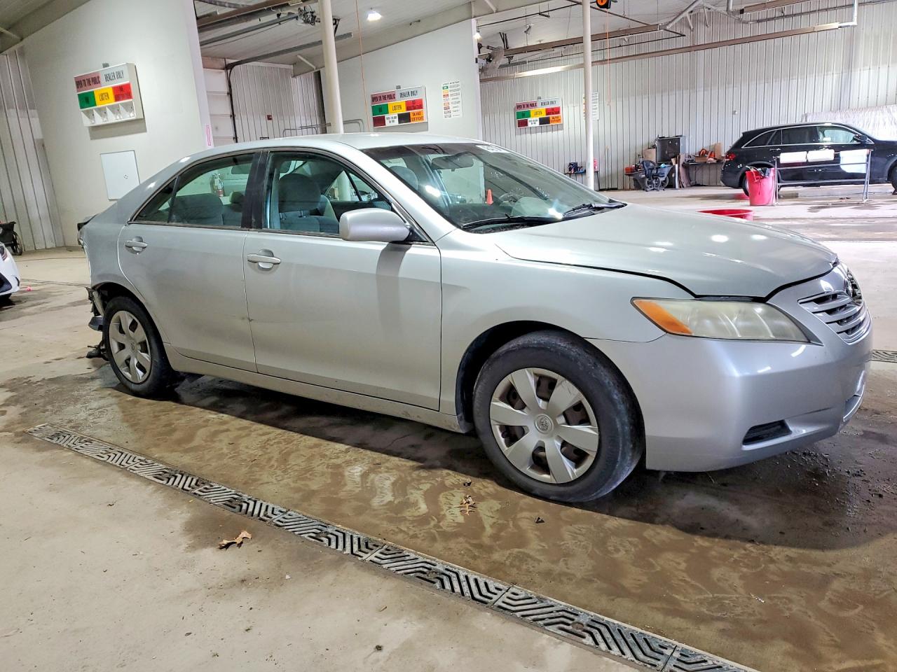 2007 TOYOTA CAMRY LE photo 4