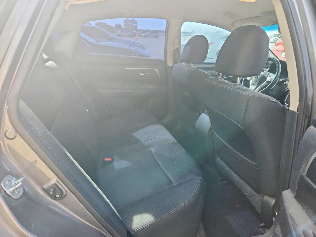 2017 NISSAN ALTIMA 2.5 SR photo 10