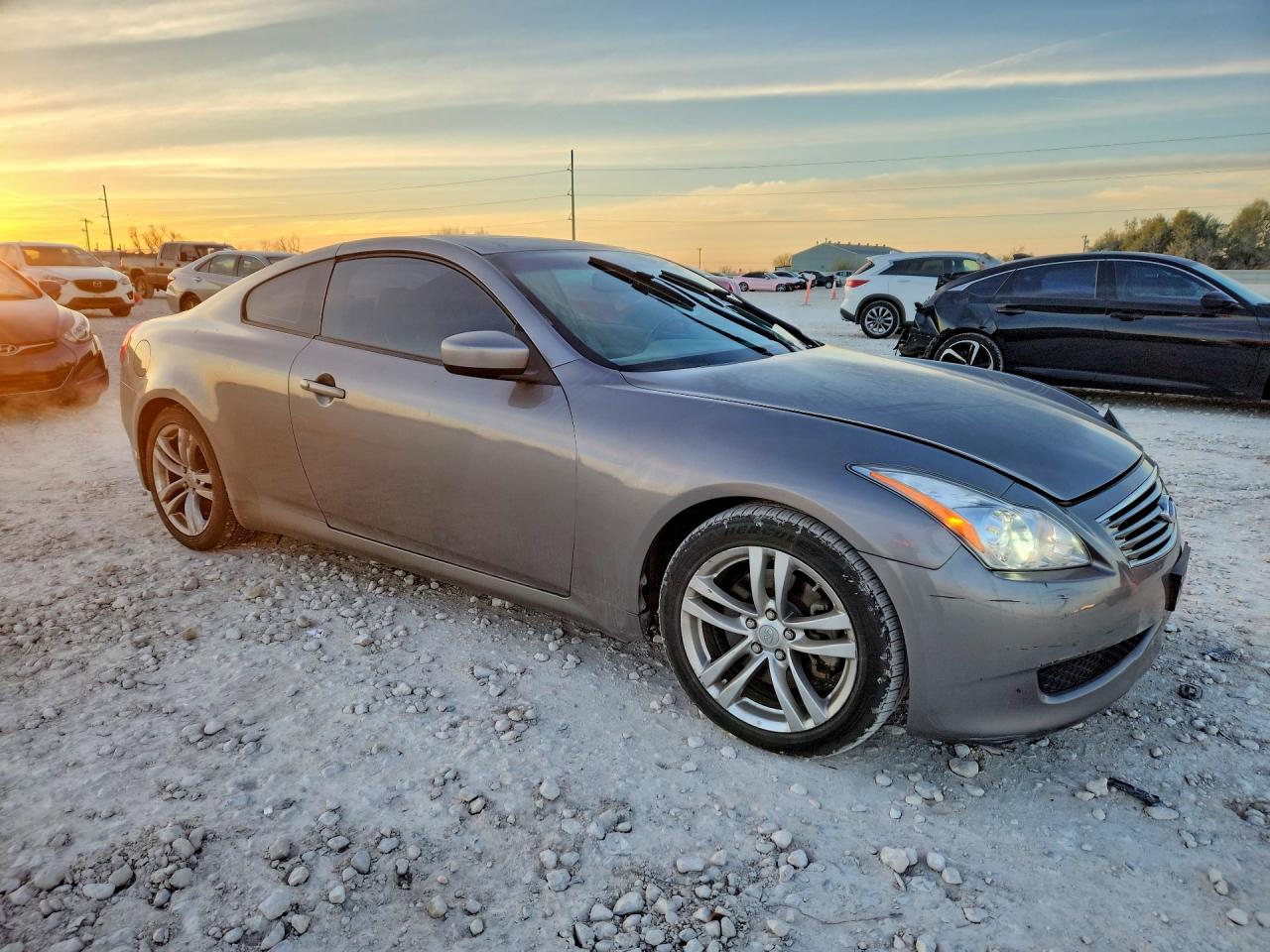 2009 INFINITI G37 COUPE BASE photo 4