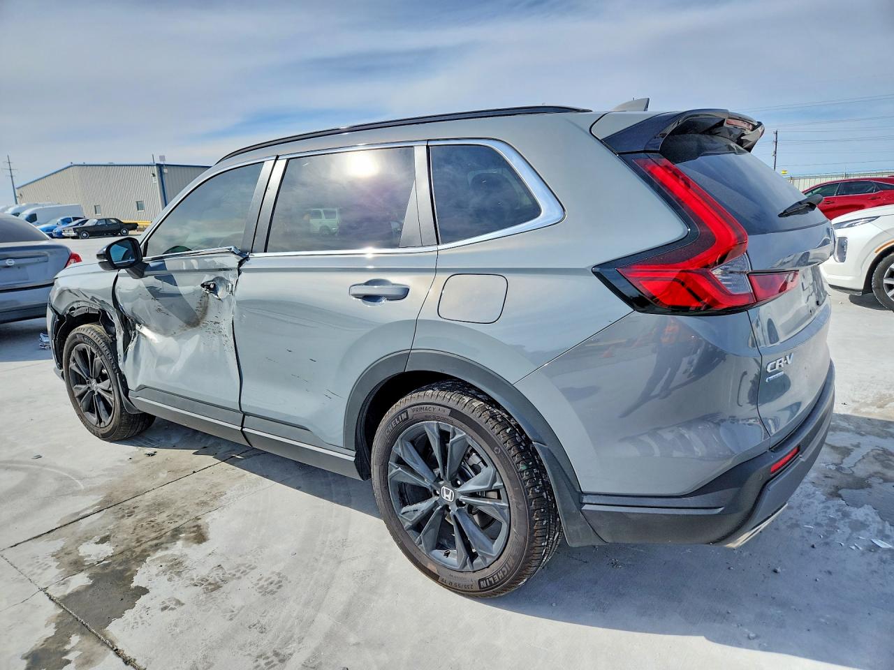 2025 HONDA CR-V SPORT TOURING photo 2