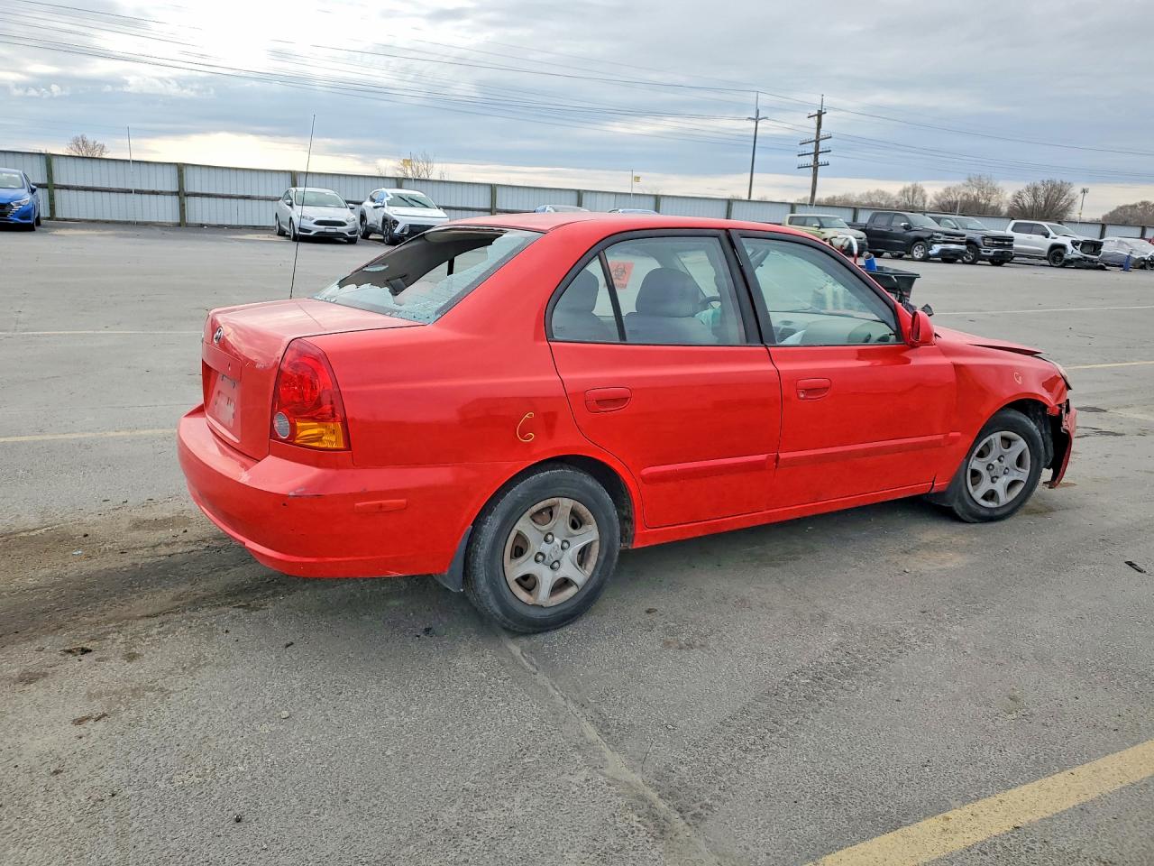 2003 HYUNDAI ACCENT photo 5