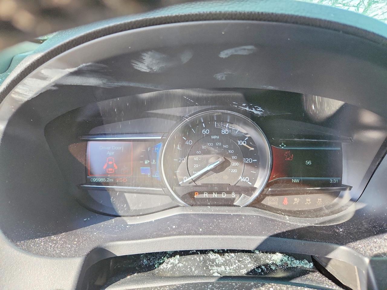 2019 FORD EXPLORER XLT photo 9